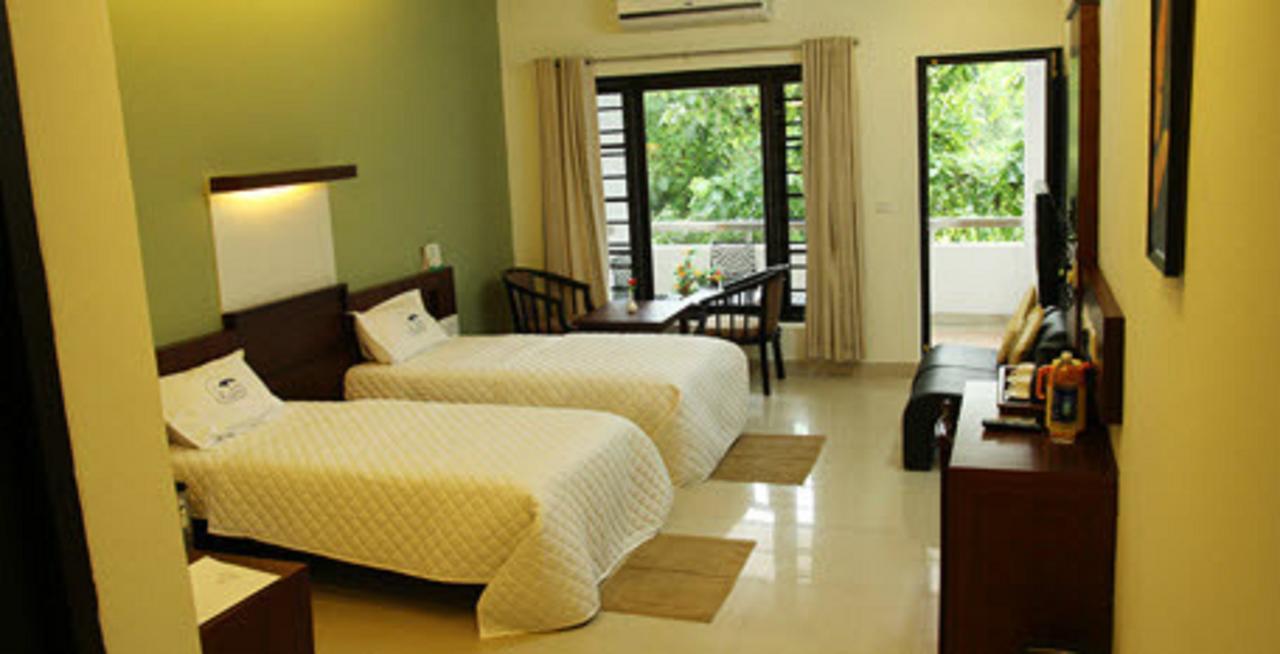 Hotel Soorya Regency Malappuram Exteriör bild